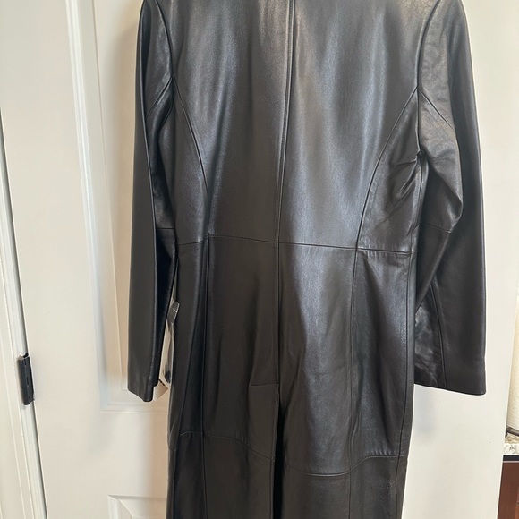 NWT, Sally and John long leather coat with partial optional lining. - Picture 4 of 9